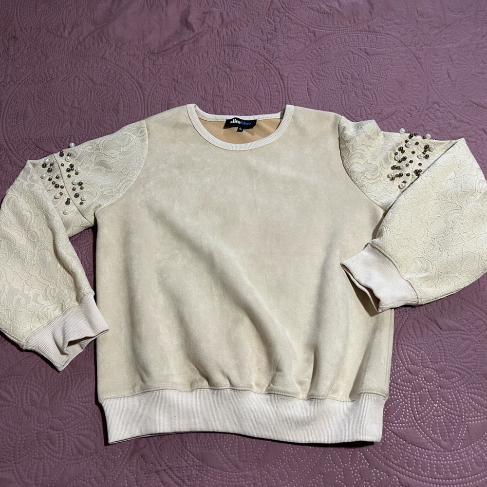 Alice Blue Sweatshirt